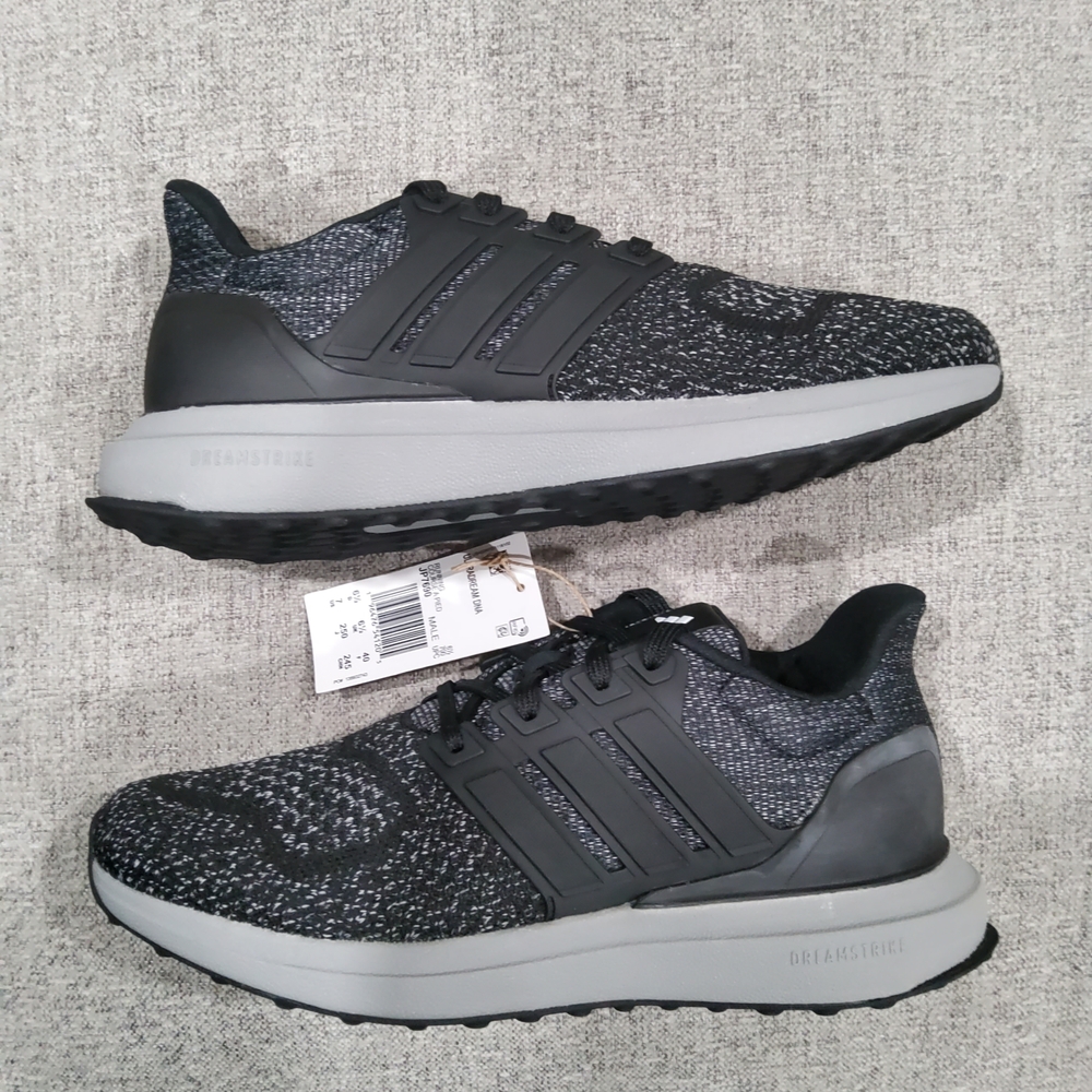 Adidas Men's Black Running Shoes Dreamstrike Oreo Size 7 Men/ 8 Women